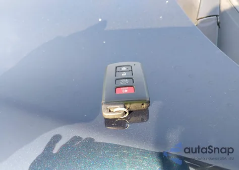 2017 Toyota Rav4 Platinum z USA, uszkodzony, nr VIN 2T3DFREV1HW668972